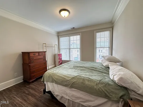 $1,250 | 900 Canenaugh Drive, Unit 305, Raleigh, NC 27604