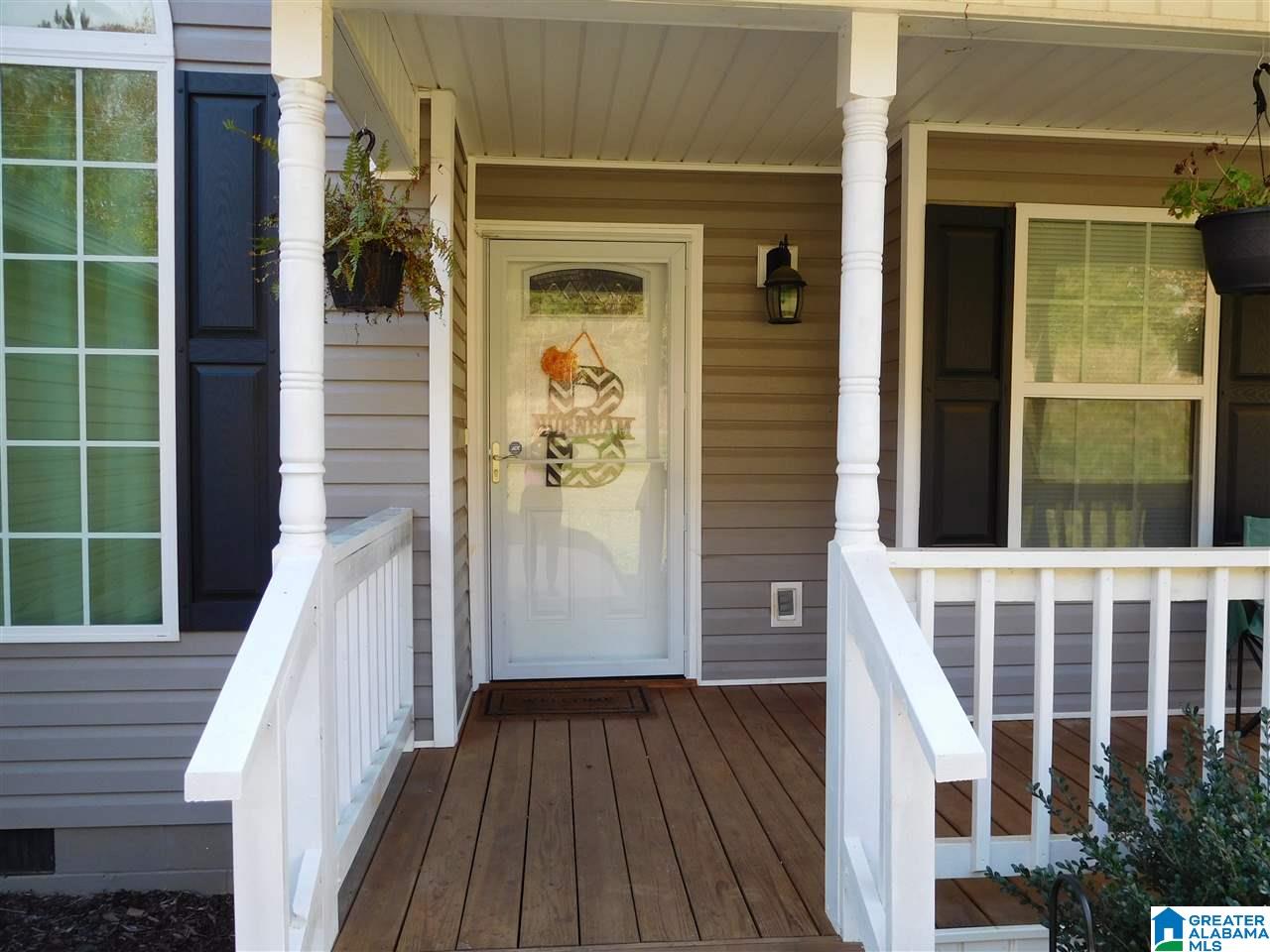 201 Lay Lake Lane Sylacauga, AL 35151 - Photo 2 of 23