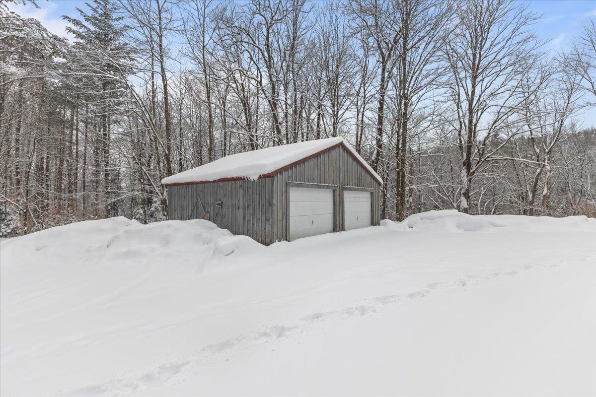 516 Minister Brook Road Worcester, VT 05682 - Photo 4 of 38