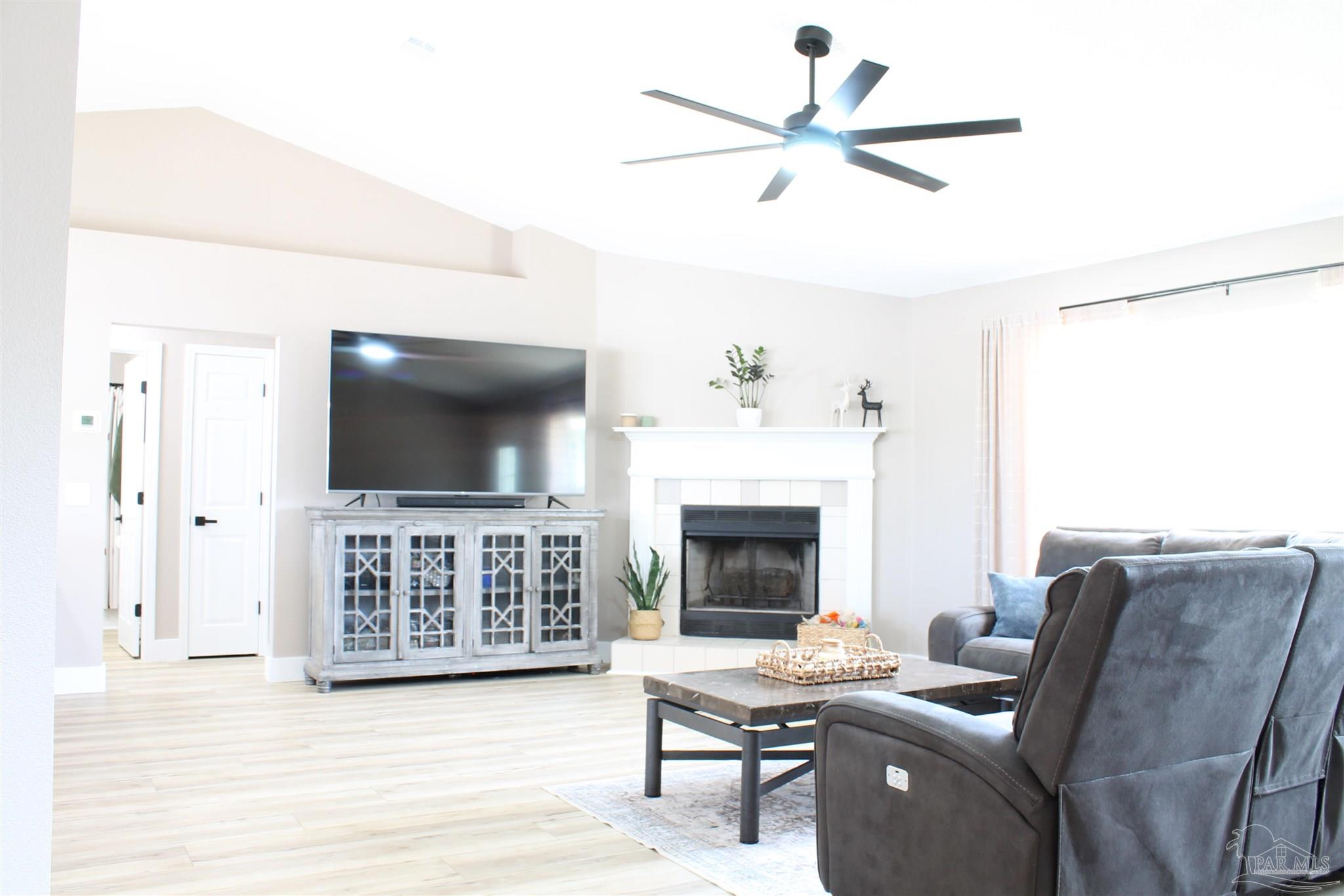 4245 Frasier Lane Pace, FL 32571 - Photo 13 of 31