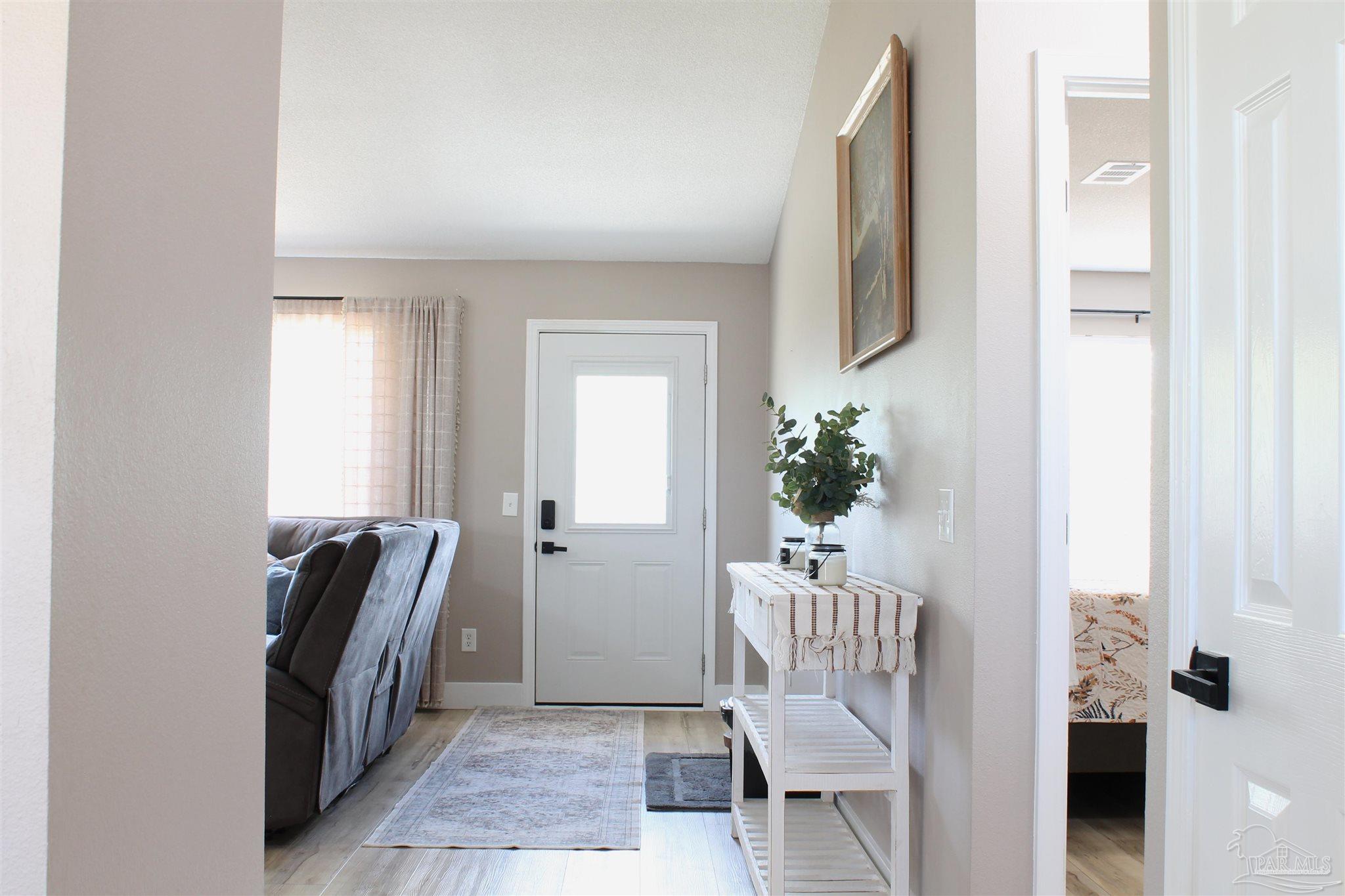 4245 Frasier Lane Pace, FL 32571 - Photo 4 of 31