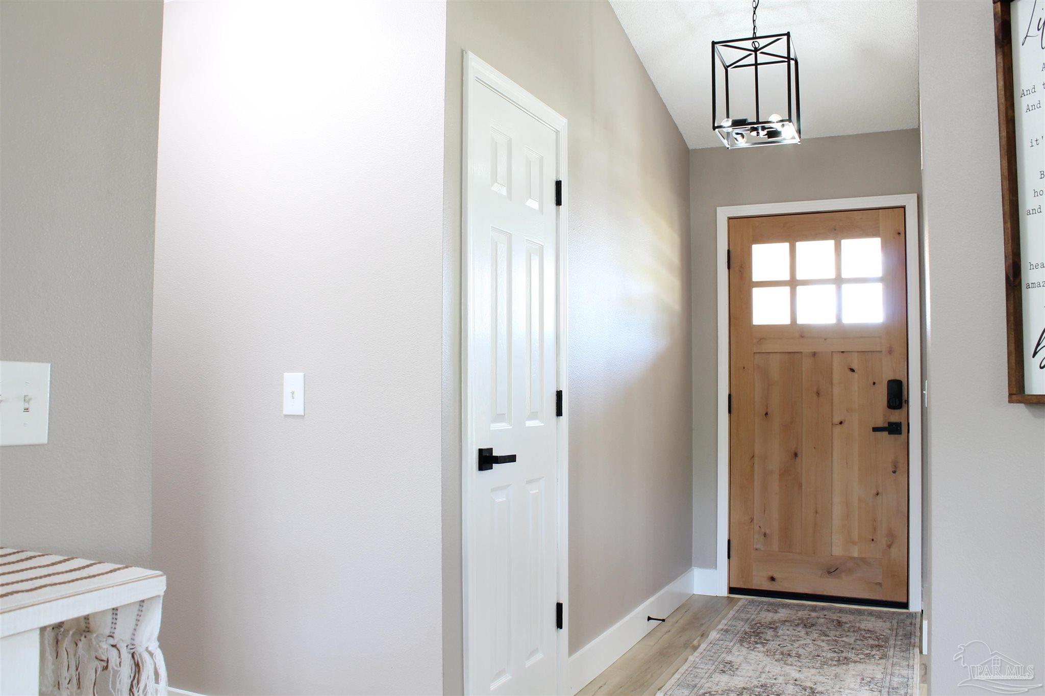 4245 Frasier Lane Pace, FL 32571 - Photo 5 of 31