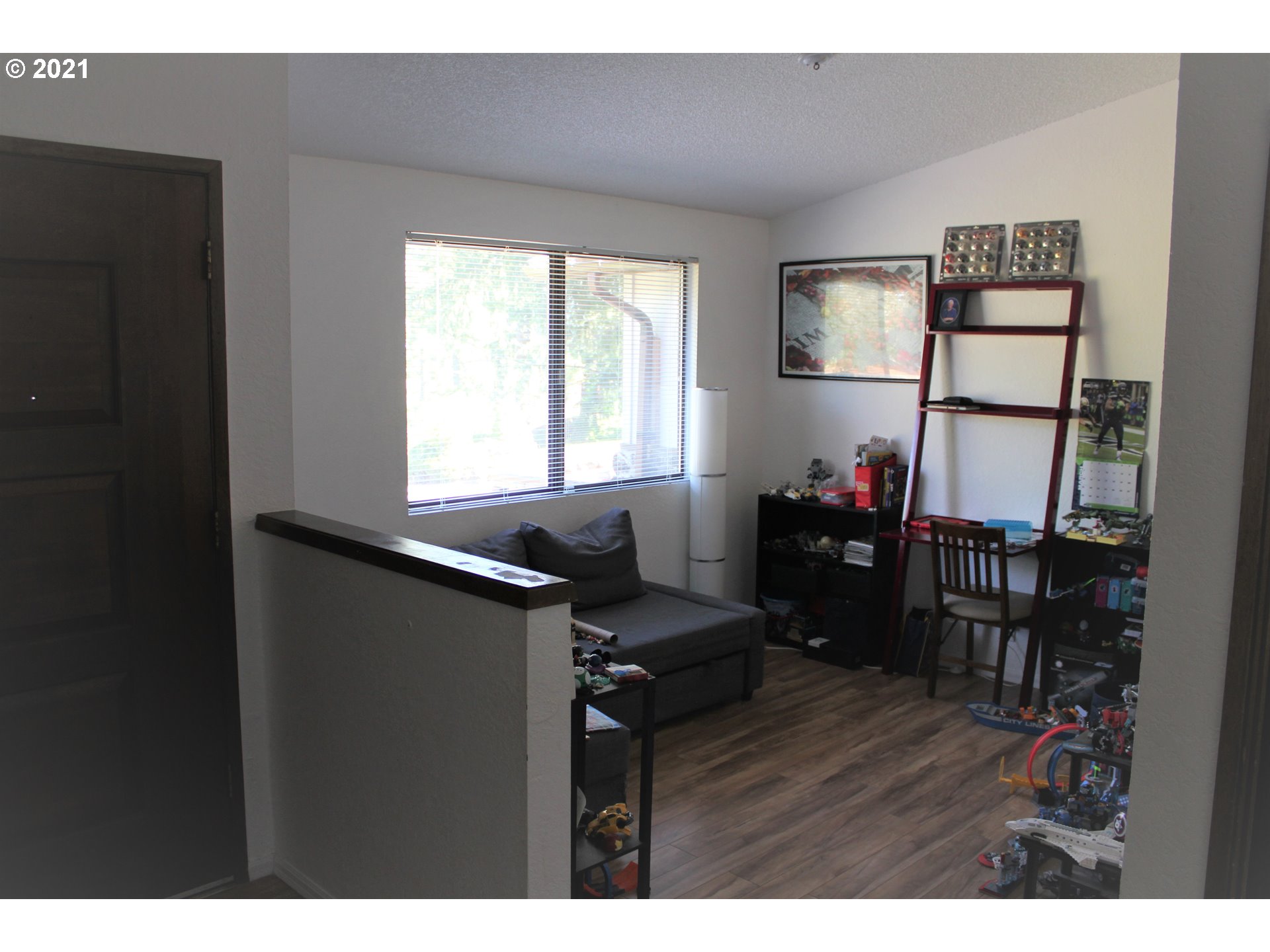 475 Cascade Drive Springfield, OR 97478 - Photo 4 of 29