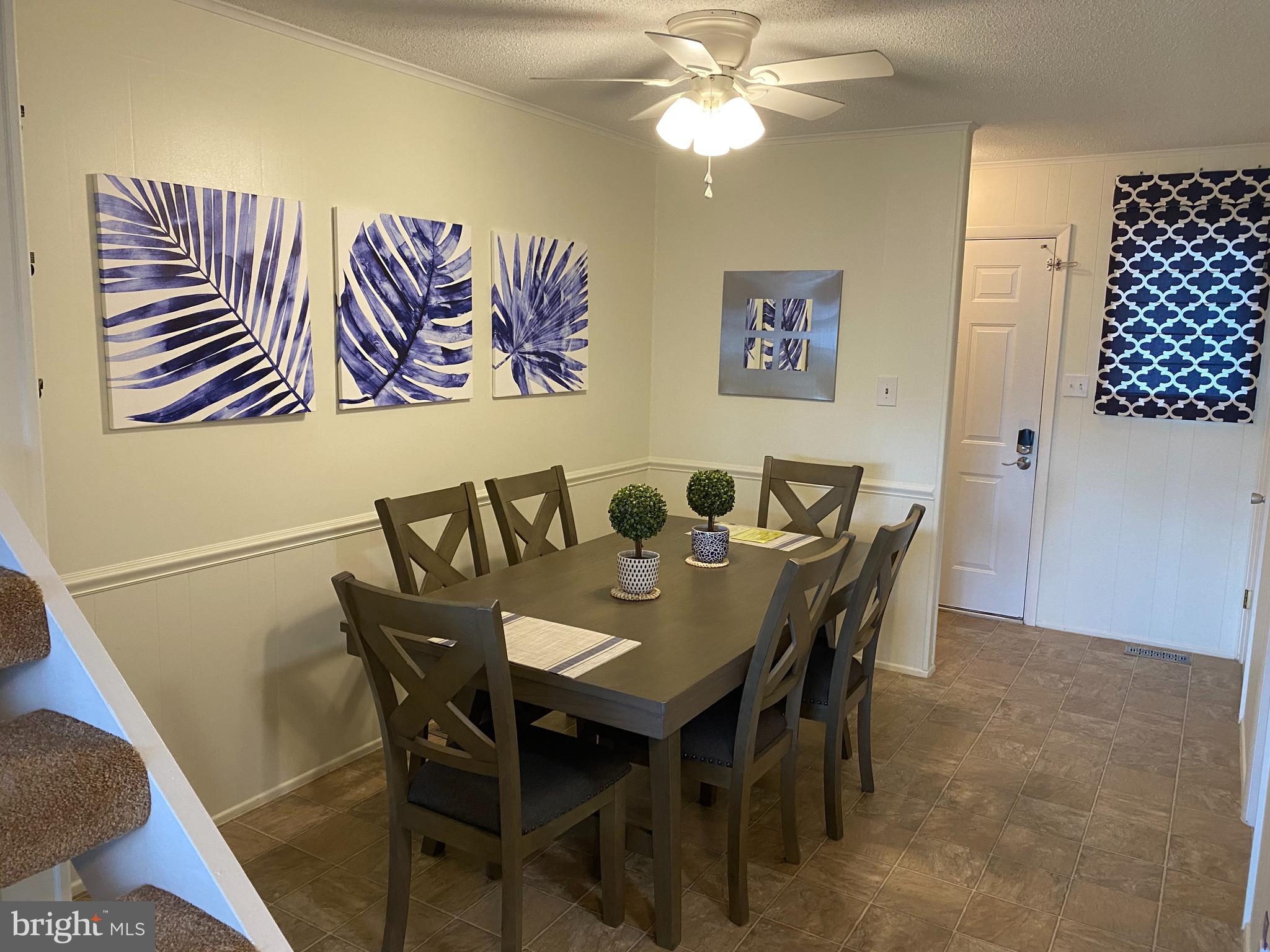701 Rusty Anchor Road, Unit 15 Ocean City, MD 21842 - Photo 13 of 33 Dining Room