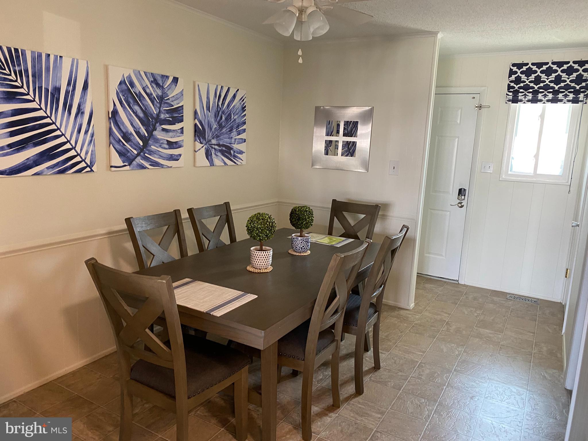701 Rusty Anchor Road, Unit 15 Ocean City, MD 21842 - Photo 10 of 33 Dining Room