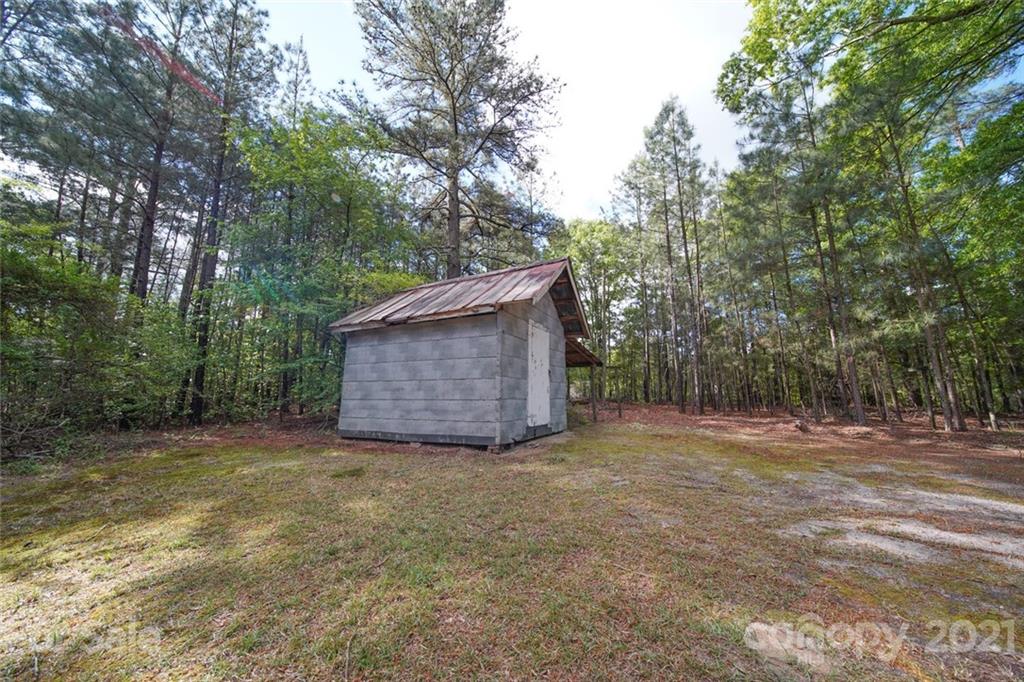 672 Clemmons Road Wadesboro, NC 28170 - Photo 11 of 48 Gallery Image 11