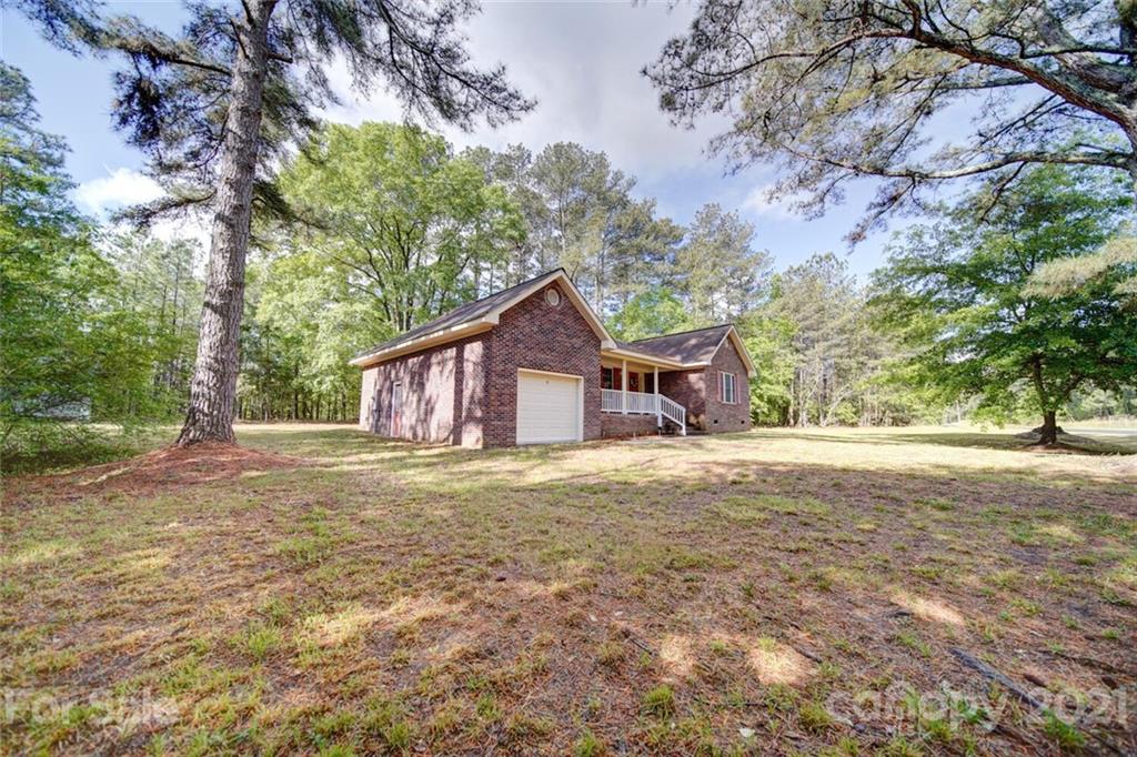 672 Clemmons Road Wadesboro, NC 28170 - Photo 3 of 48 Gallery Image 3