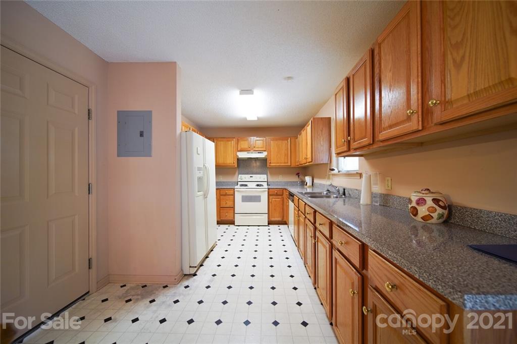 672 Clemmons Road Wadesboro, NC 28170 - Photo 21 of 48 Gallery Image 21
