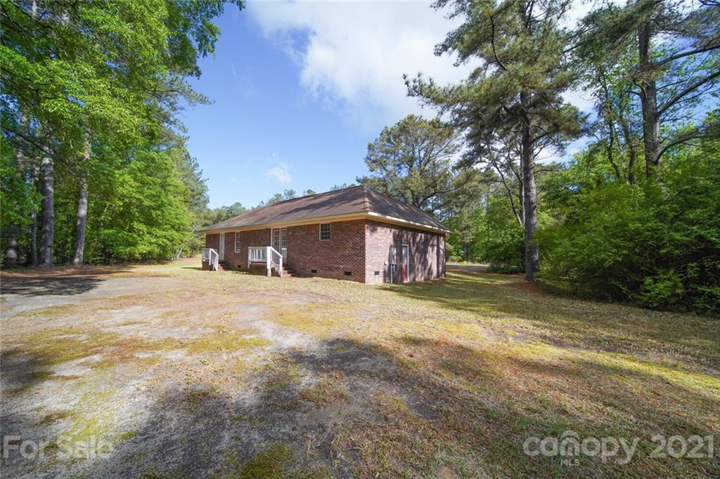 672 Clemmons Road Wadesboro, NC 28170 - Photo 10 of 48 Gallery Image 10