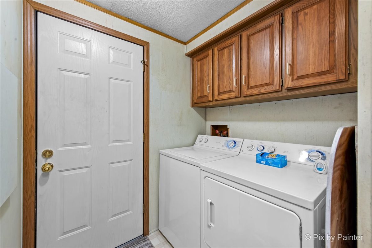 232 Bayview Road Elgin, IL 60123 - Photo 19 of 33