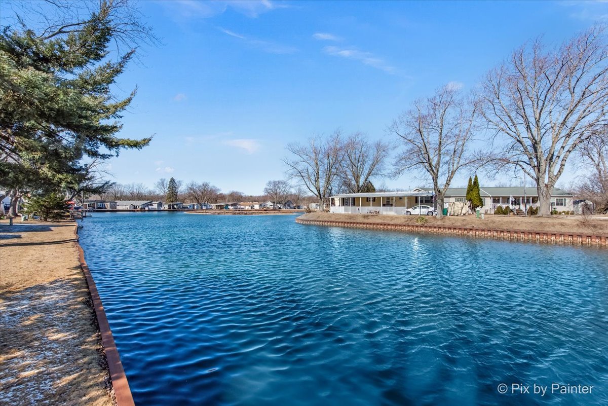 232 Bayview Road Elgin, IL 60123 - Photo 23 of 33