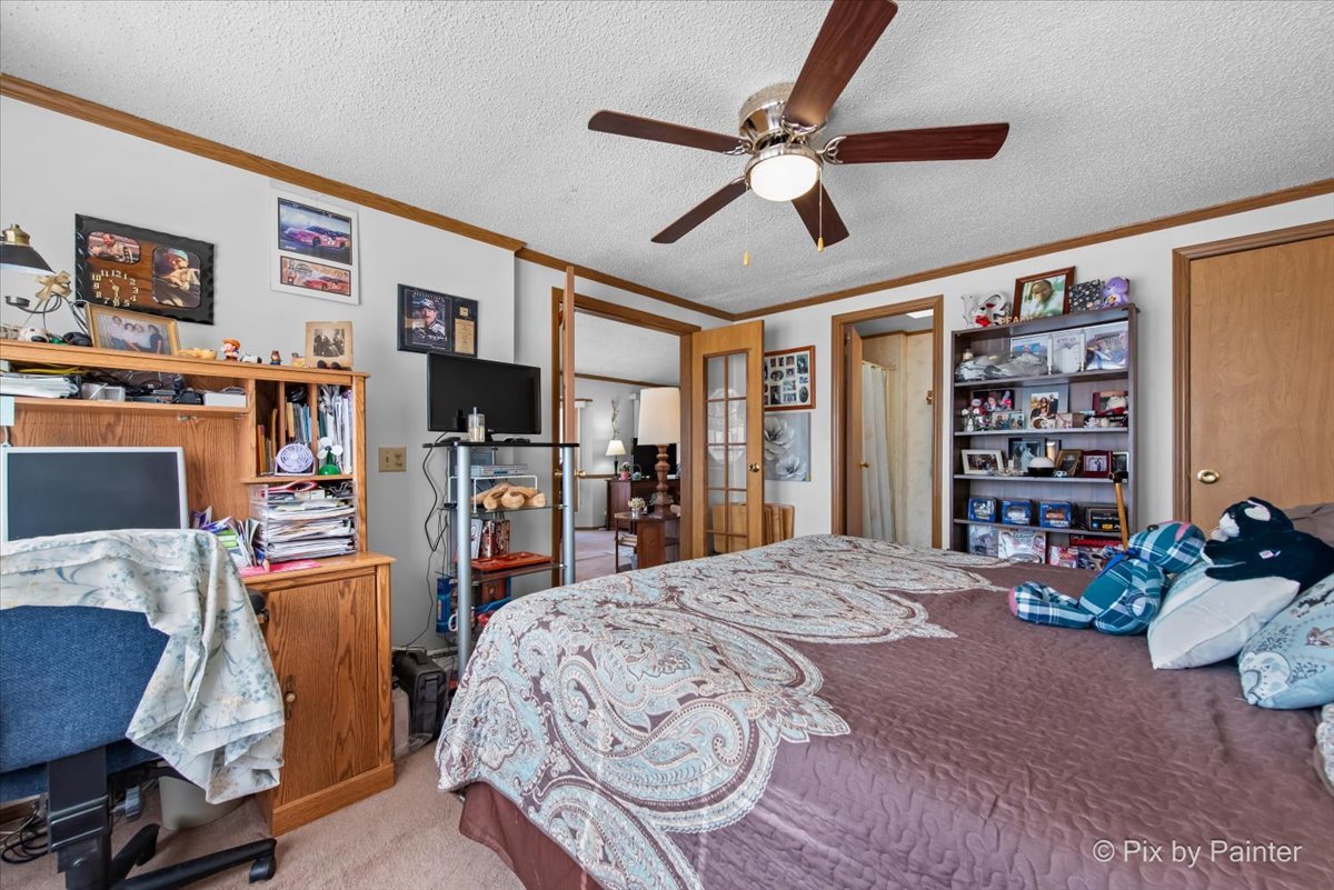 232 Bayview Road Elgin, IL 60123 - Photo 8 of 33