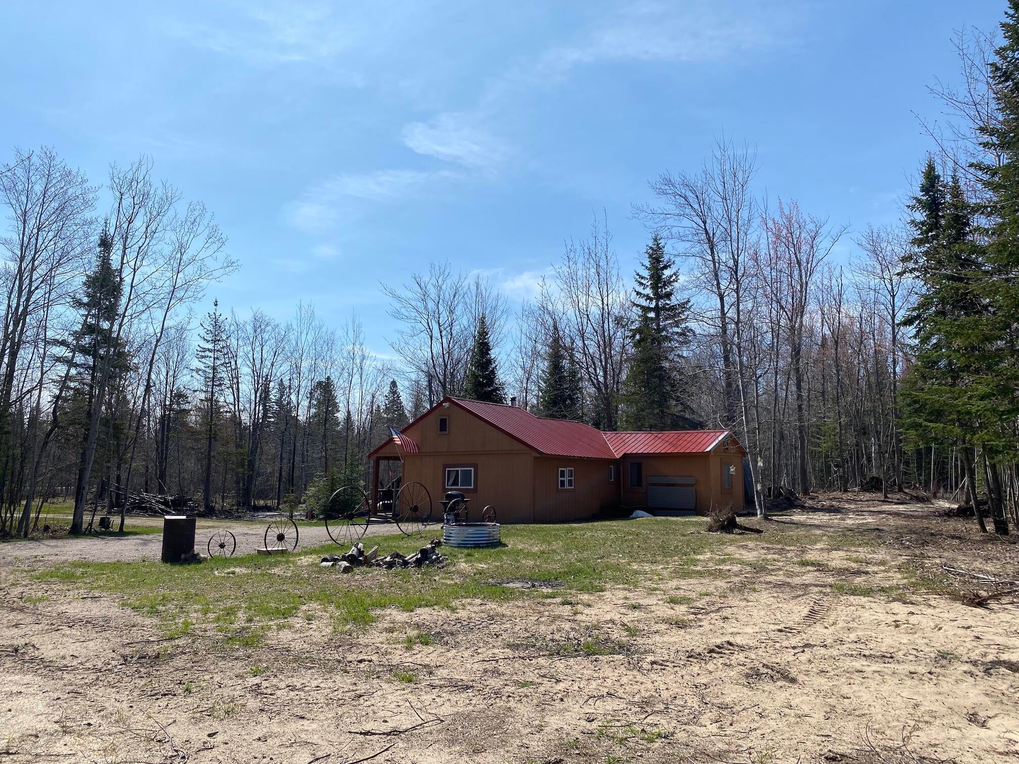 9235 North Whitefish Point Road Paradise, MI 49768 - Photo 5 of 28 Gallery Image 5