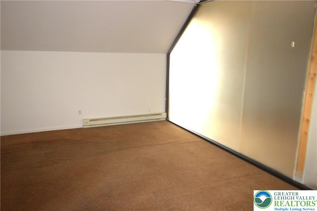 1020 Currant Street Catasauqua, PA 18032 - Photo 16 of 19