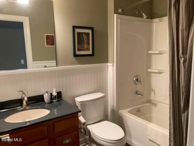 $1,950 | 4 Sheridan Avenue, Unit 5A, Albany, NY 12210