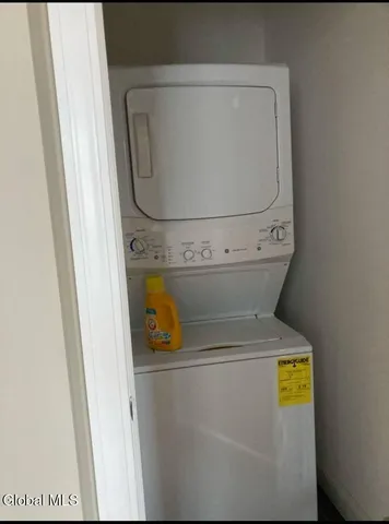 $1,950 | 4 Sheridan Avenue, Unit 5A, Albany, NY 12210