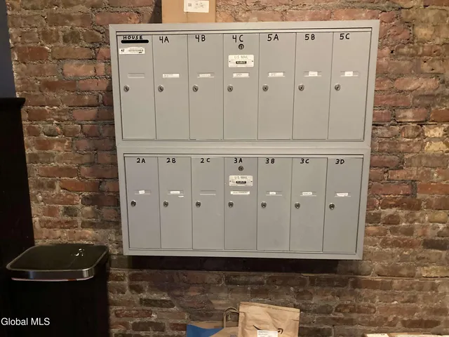 $1,950 | 4 Sheridan Avenue, Unit 5A, Albany, NY 12210