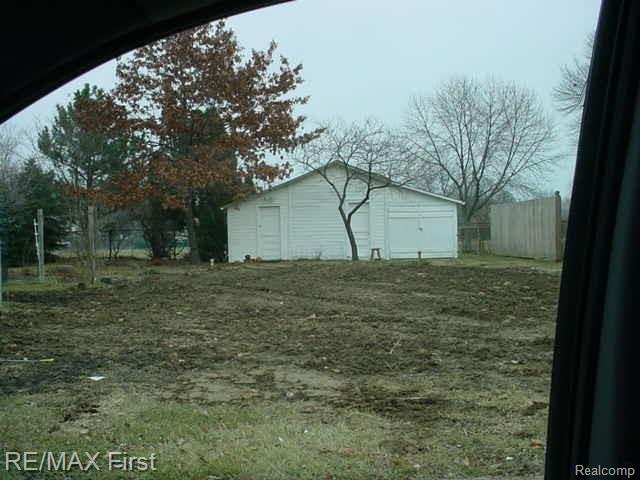 4162 Cadieux Road Detroit, MI 48224 - Photo 4 of 43
