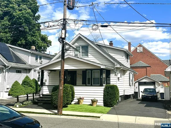 $520,000 | 176 North 12th Street, Prospect Park, NJ 07508