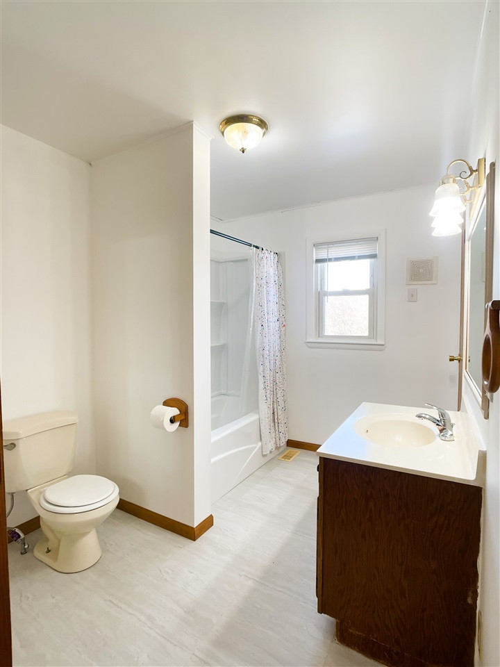 4455 Blackman Road Jackson, MI 49201 - Photo 5 of 16 Photo 5