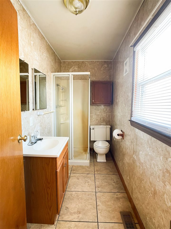 4455 Blackman Road Jackson, MI 49201 - Photo 10 of 16 Photo 10