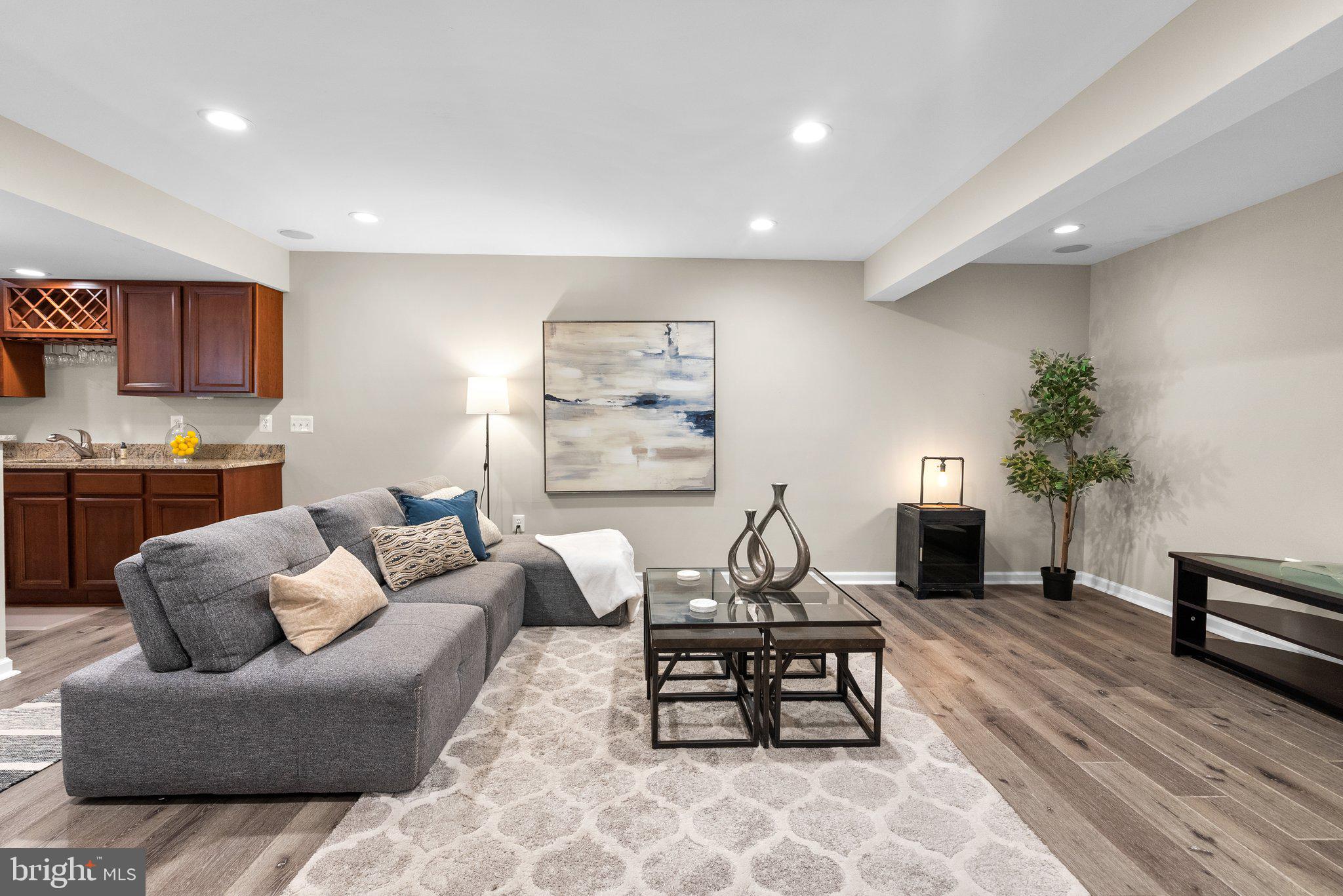 25884 Spring Farm Circle Chantilly, VA 20152 - Photo 25 of 47 Gallery Image 25