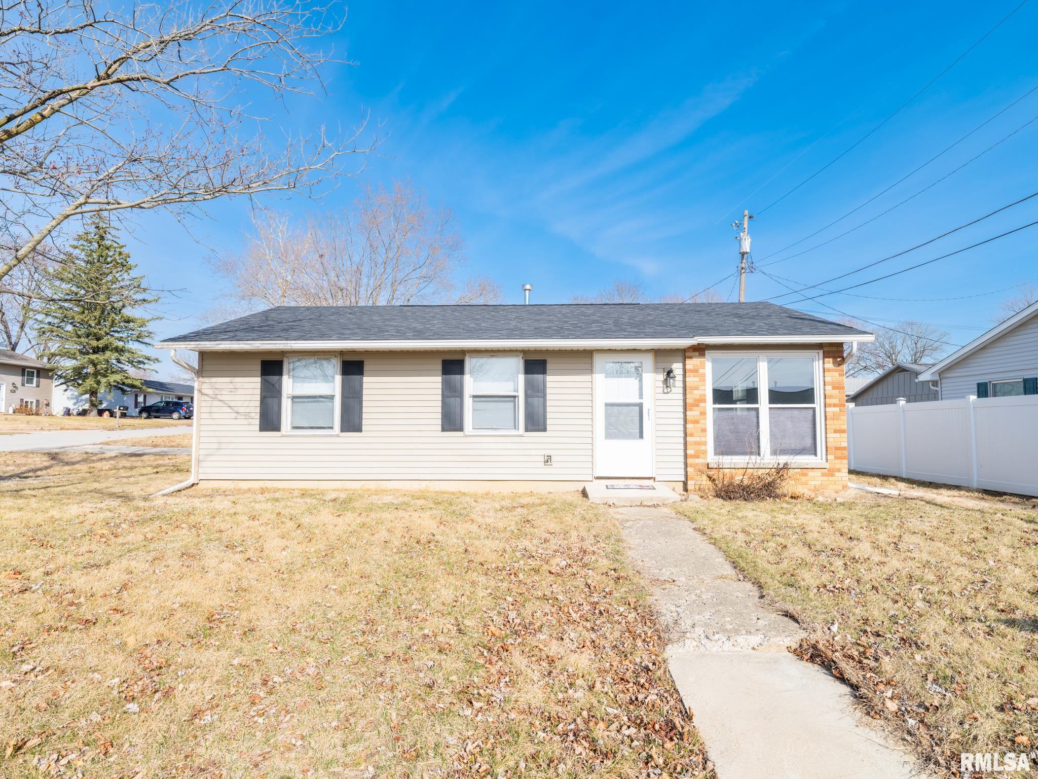 502 Briargate Road Washington, IL 61571 - Photo 1 of 36 Gallery Image 1