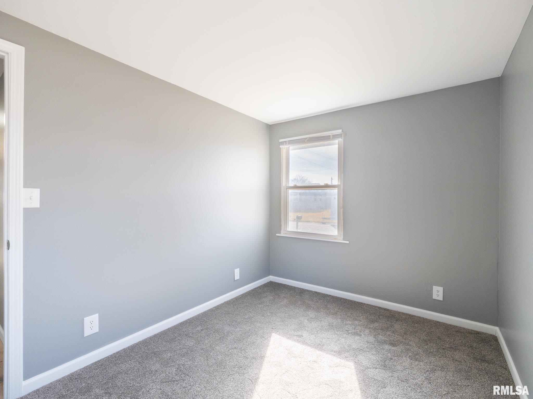 502 Briargate Road Washington, IL 61571 - Photo 18 of 36 Gallery Image 18