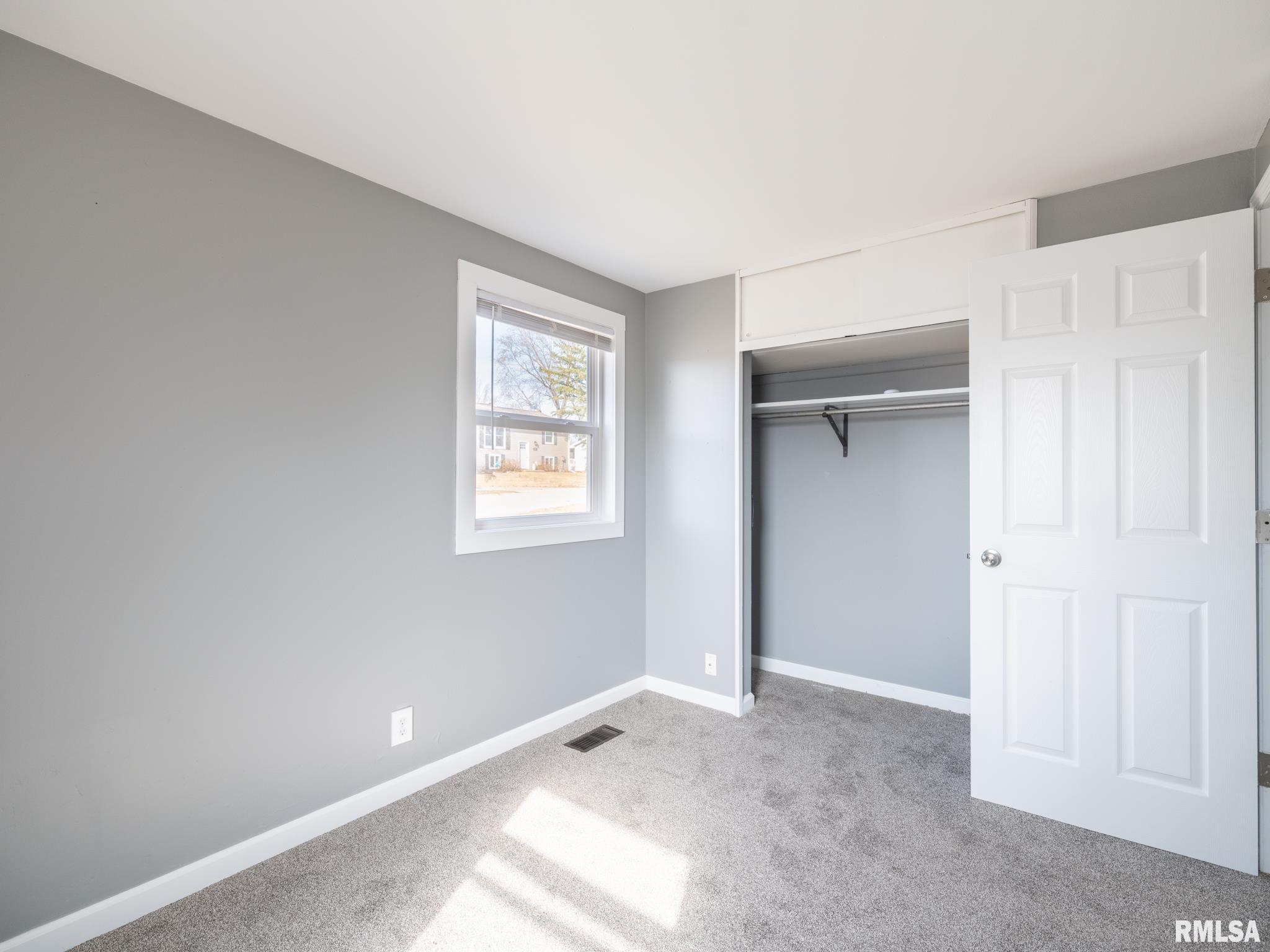 502 Briargate Road Washington, IL 61571 - Photo 20 of 36 Gallery Image 20