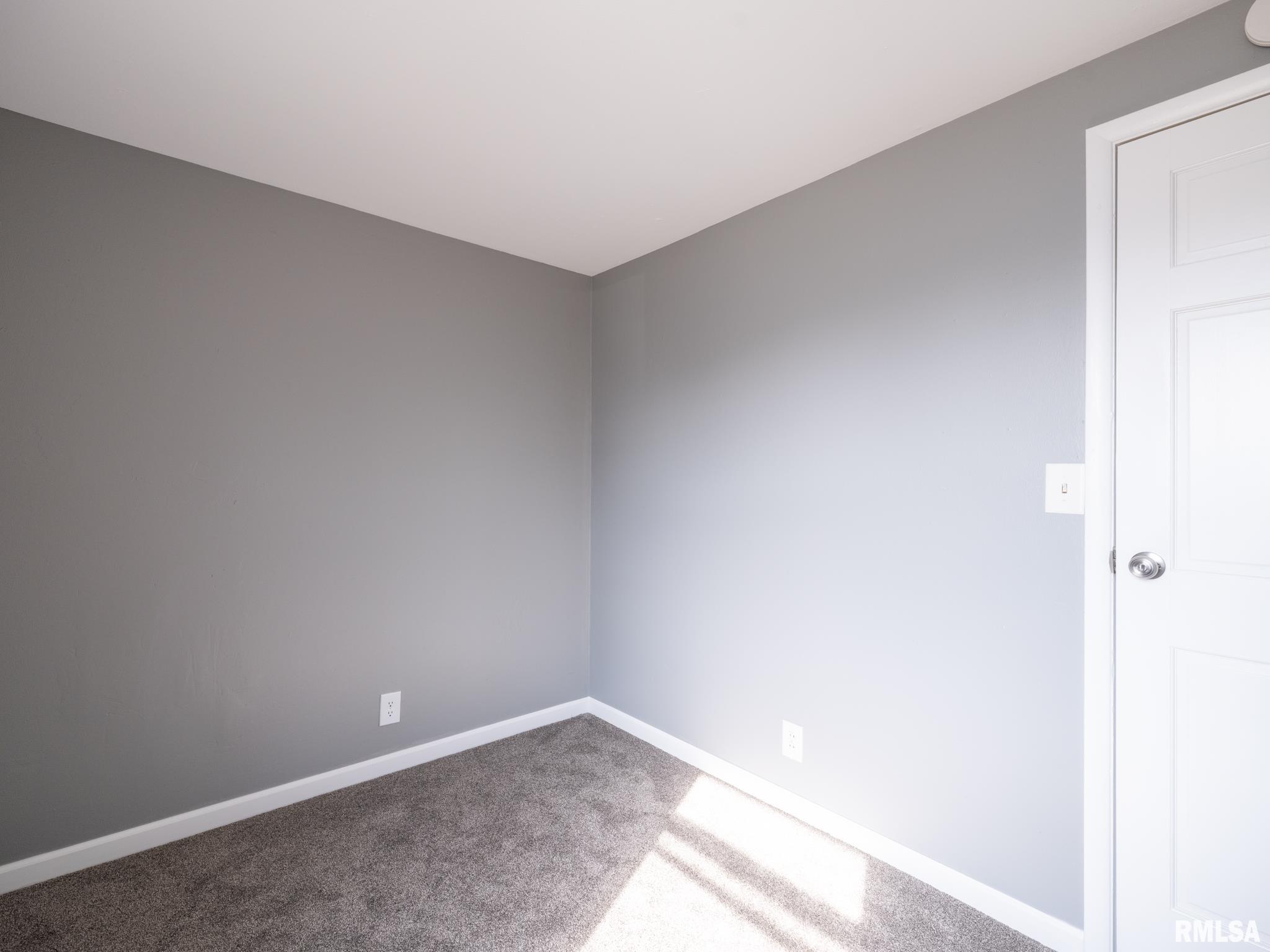 502 Briargate Road Washington, IL 61571 - Photo 28 of 36 Gallery Image 28