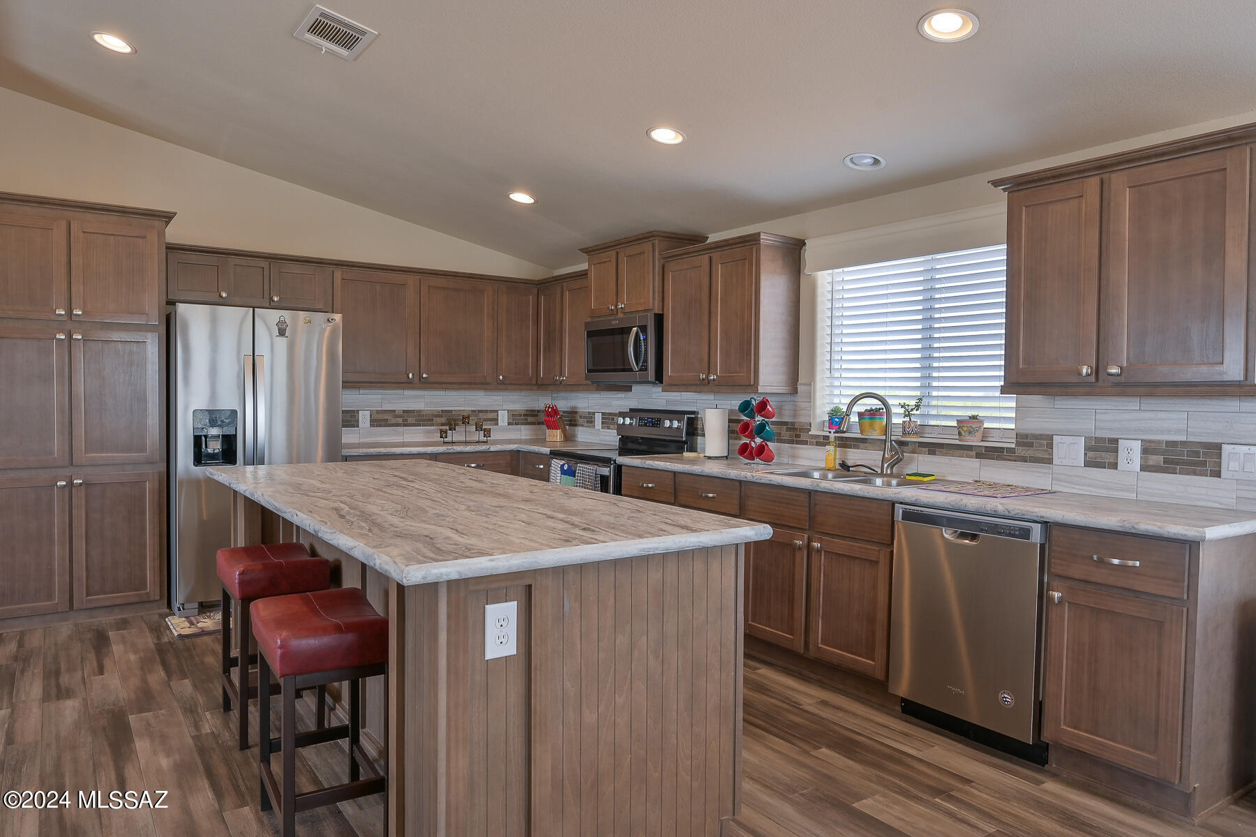 16050 Gold Bell Road Marana, AZ 85653 - Photo 15 of 38 Gallery Image 15