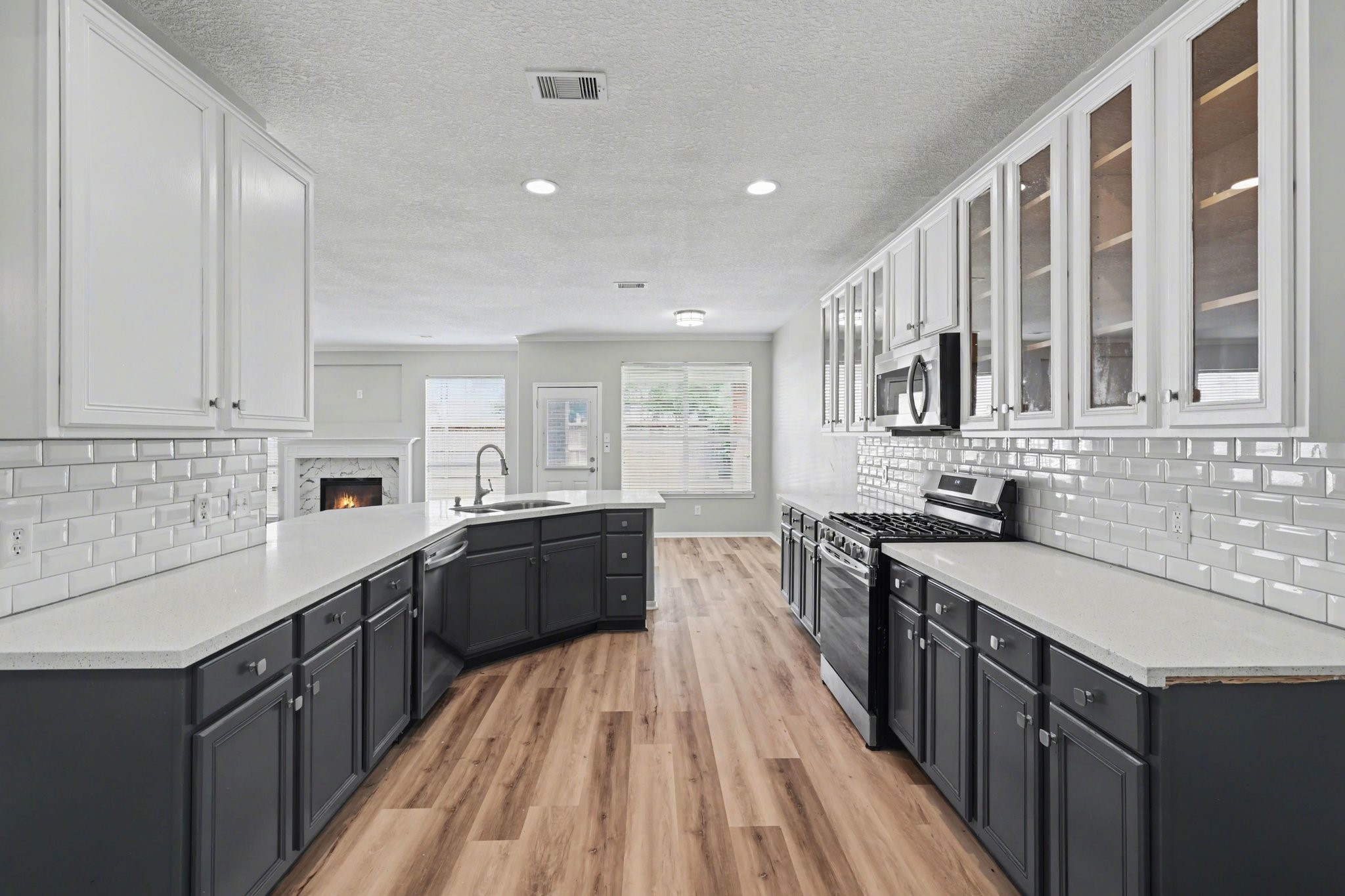 22310 Lamaster Lane Spring, TX 77373 - Photo 18 of 48 Another view of the kitchen looking toward the breakfast area.