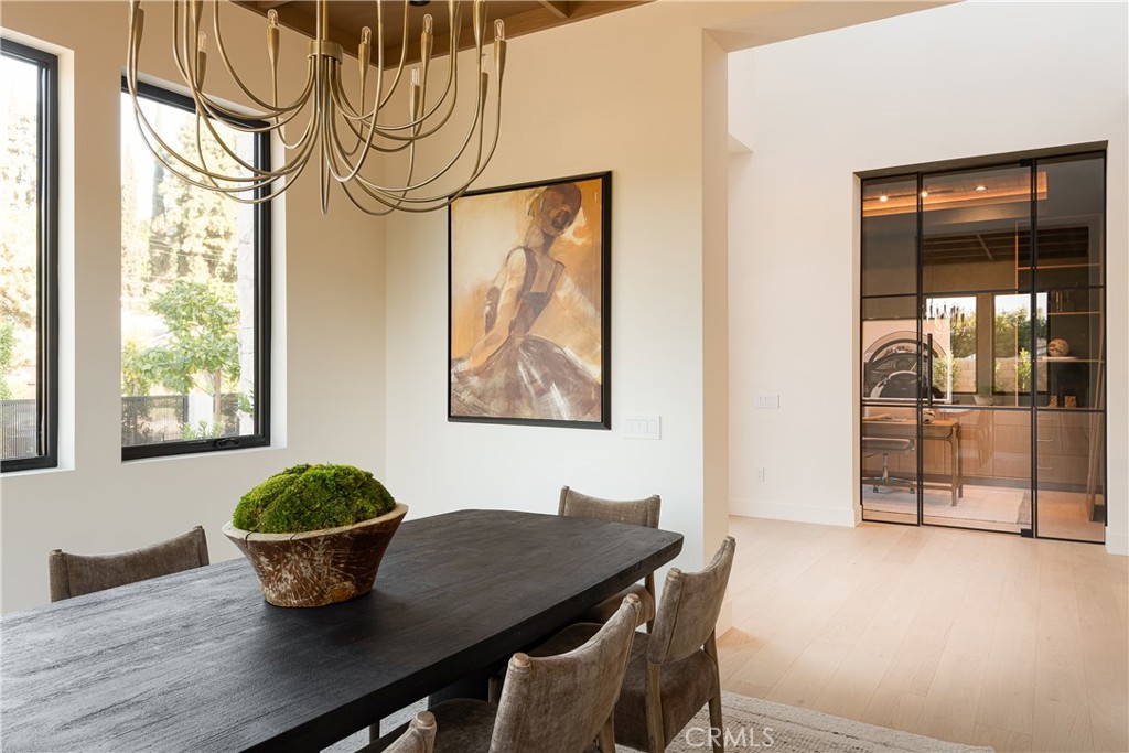 5421 Bothwell Road Tarzana, CA 91356 - Photo 18 of 145