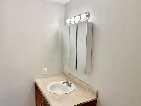 $2,200 | 6194 Seven Springs Boulevard, Greenacres, FL 33463