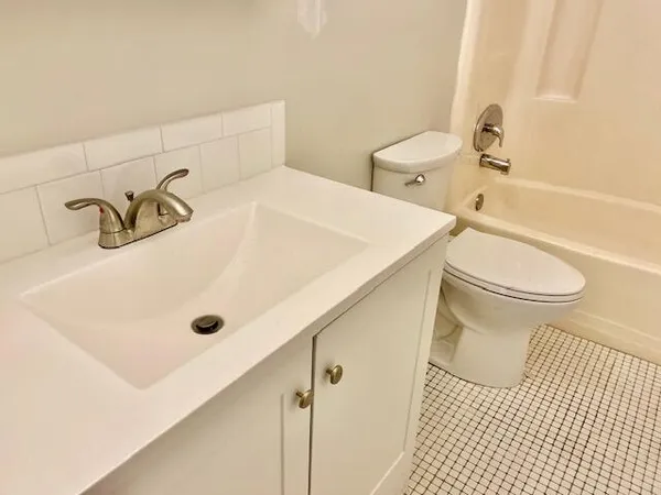 $2,200 | 6194 Seven Springs Boulevard, Greenacres, FL 33463