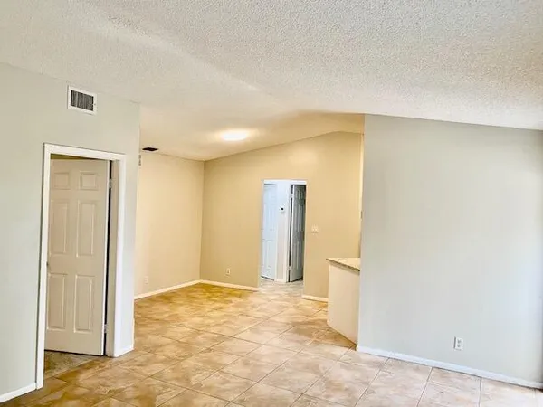 $2,200 | 6194 Seven Springs Boulevard, Greenacres, FL 33463