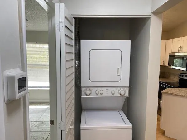 $2,200 | 6194 Seven Springs Boulevard, Greenacres, FL 33463