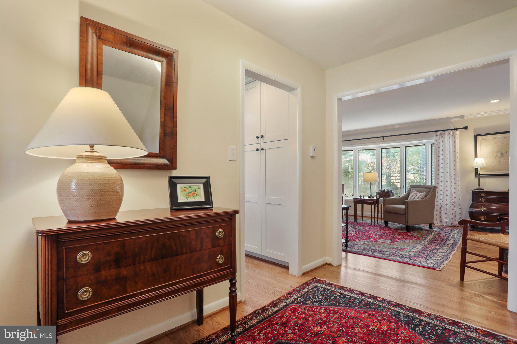 19613 Meadowbrook Road Hagerstown, MD 21742 - Photo 23 of 68 Foyer