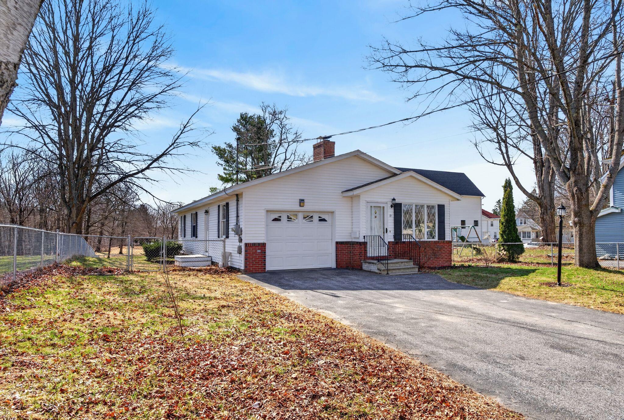 81 Prince Street Westbrook, ME 04092 - Photo 2 of 23 mls_DSC00992