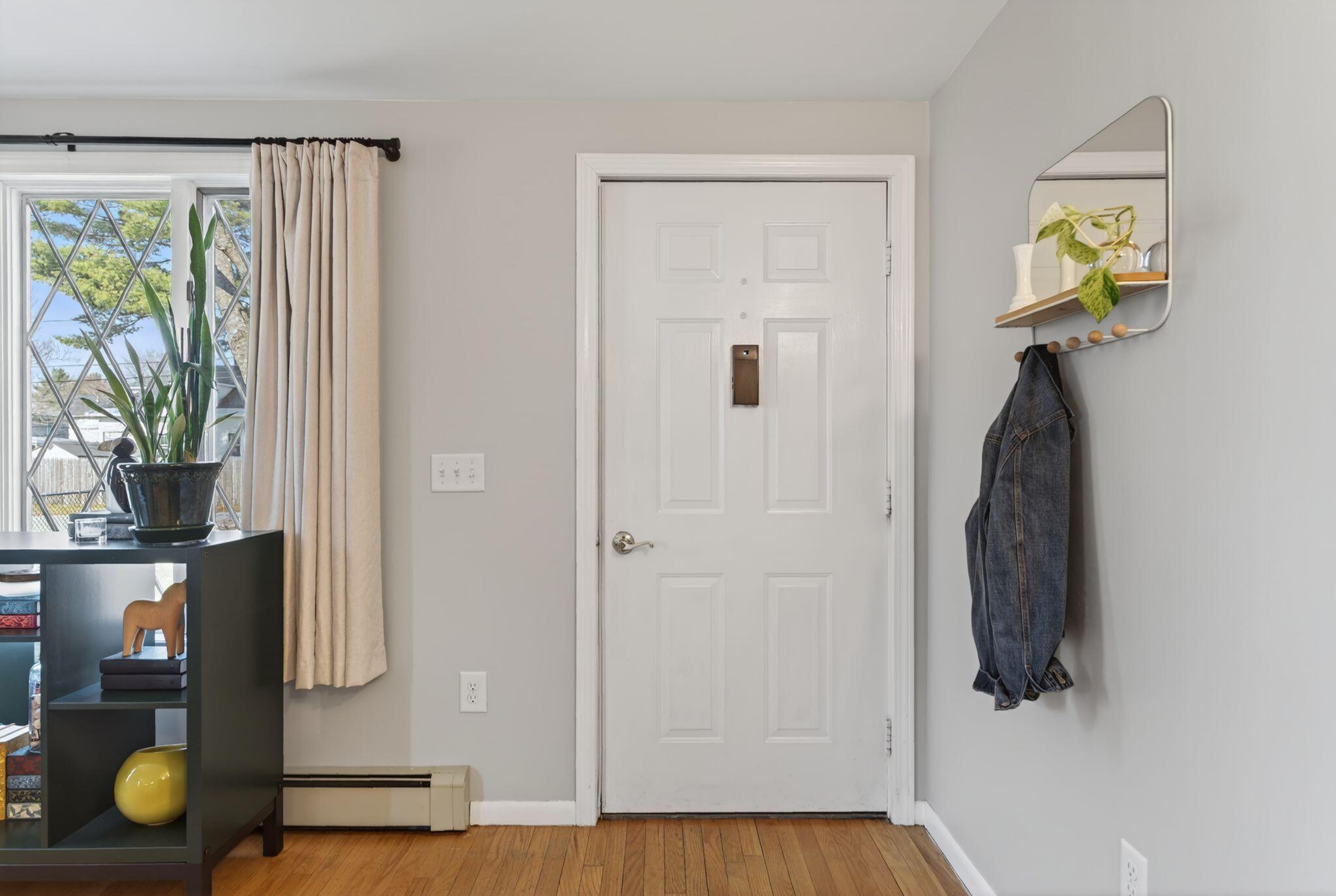 81 Prince Street Westbrook, ME 04092 - Photo 4 of 23 11_DSC00881