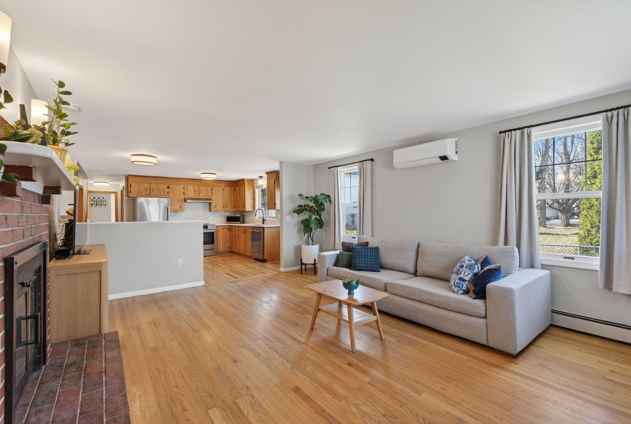 81 Prince Street Westbrook, ME 04092 - Photo 5 of 23 12_DSC00886