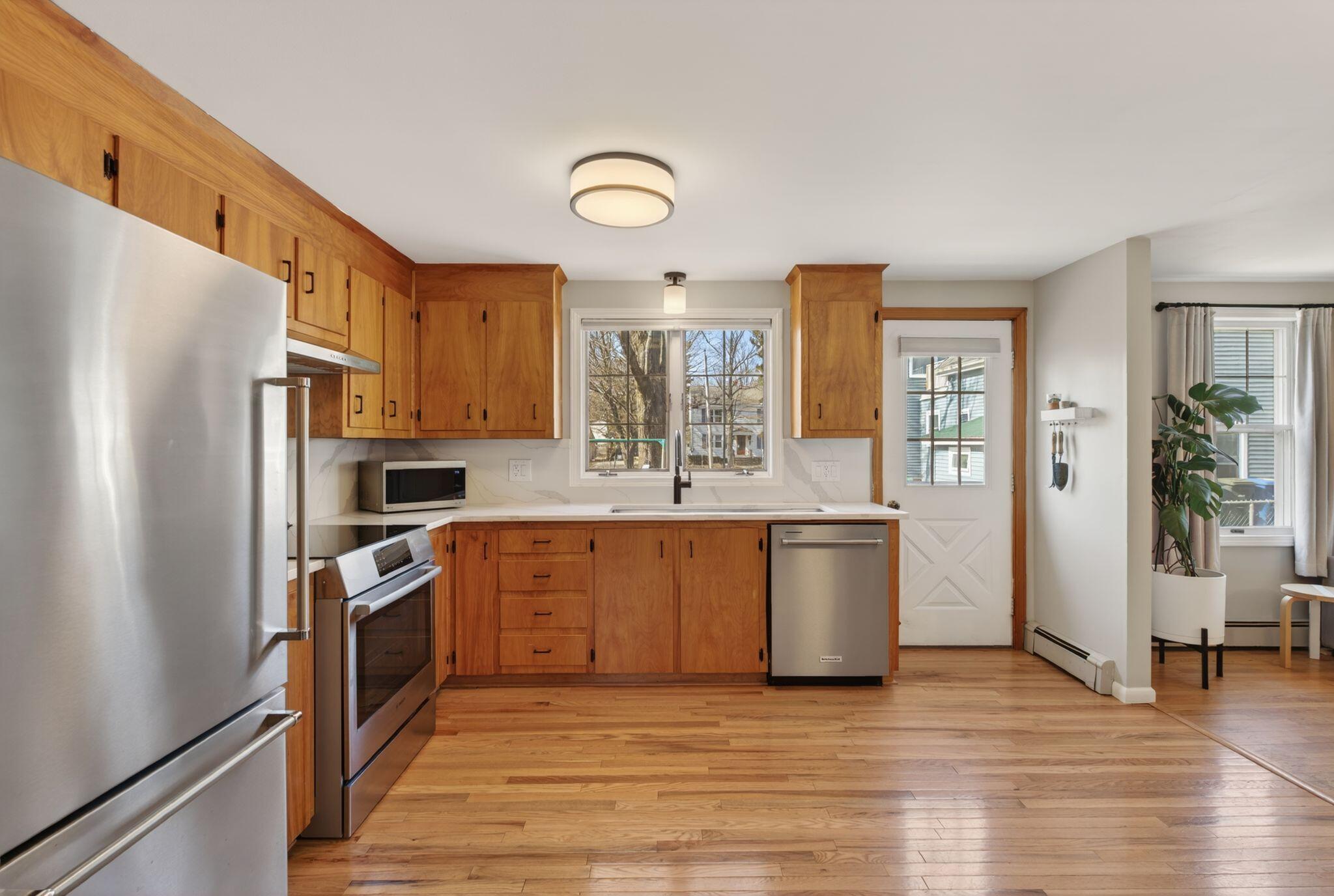 81 Prince Street Westbrook, ME 04092 - Photo 10 of 23 18_DSC00918