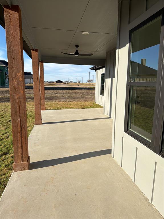 590 Anderson Rnch Road Waxahachie, TX 75167 - Photo 8 of 38 Access to patio from primary bedroom.