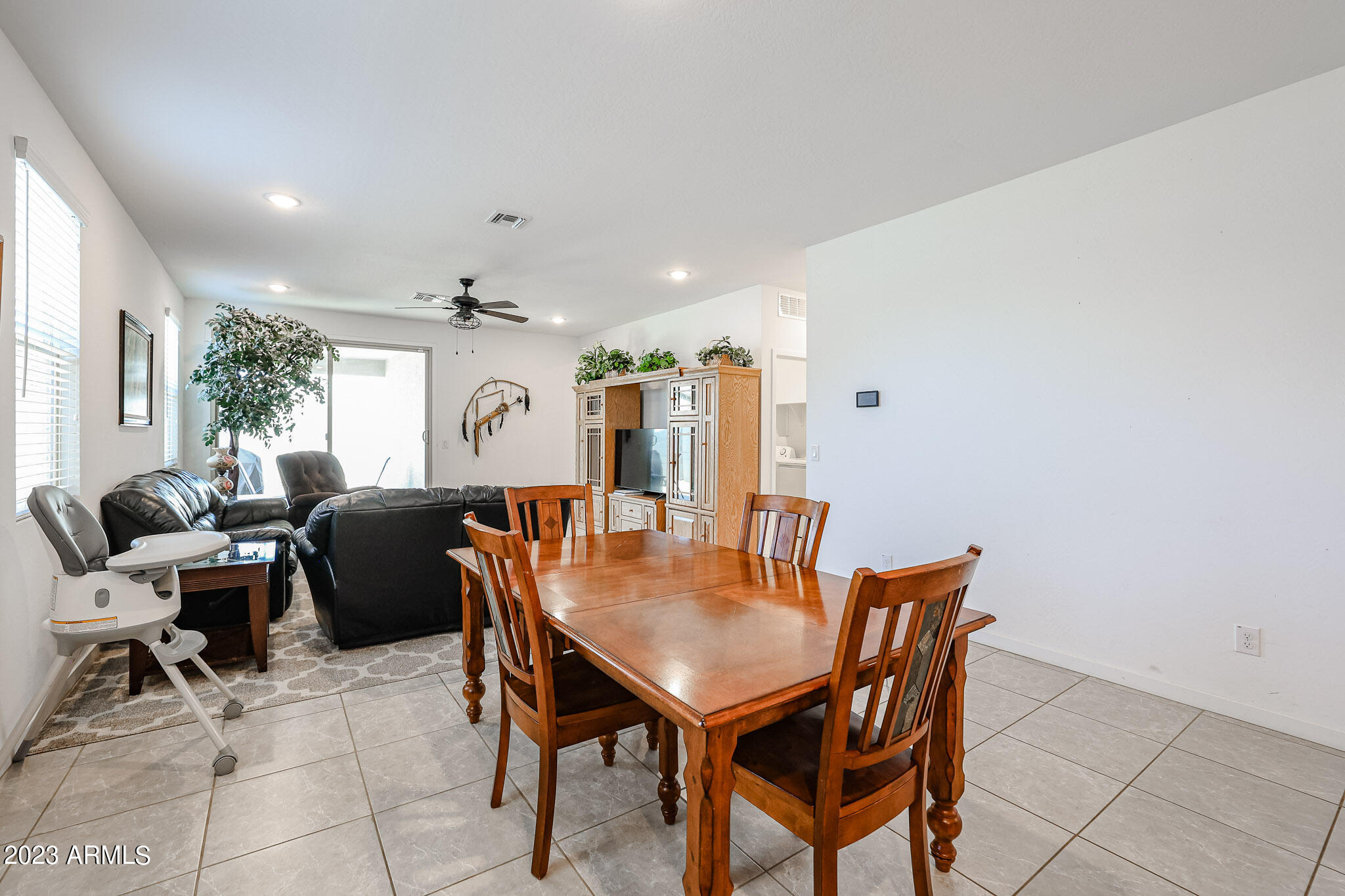 37207 North Azteca Road San Tan Valley, AZ 85140 - Photo 6 of 36 B (6)