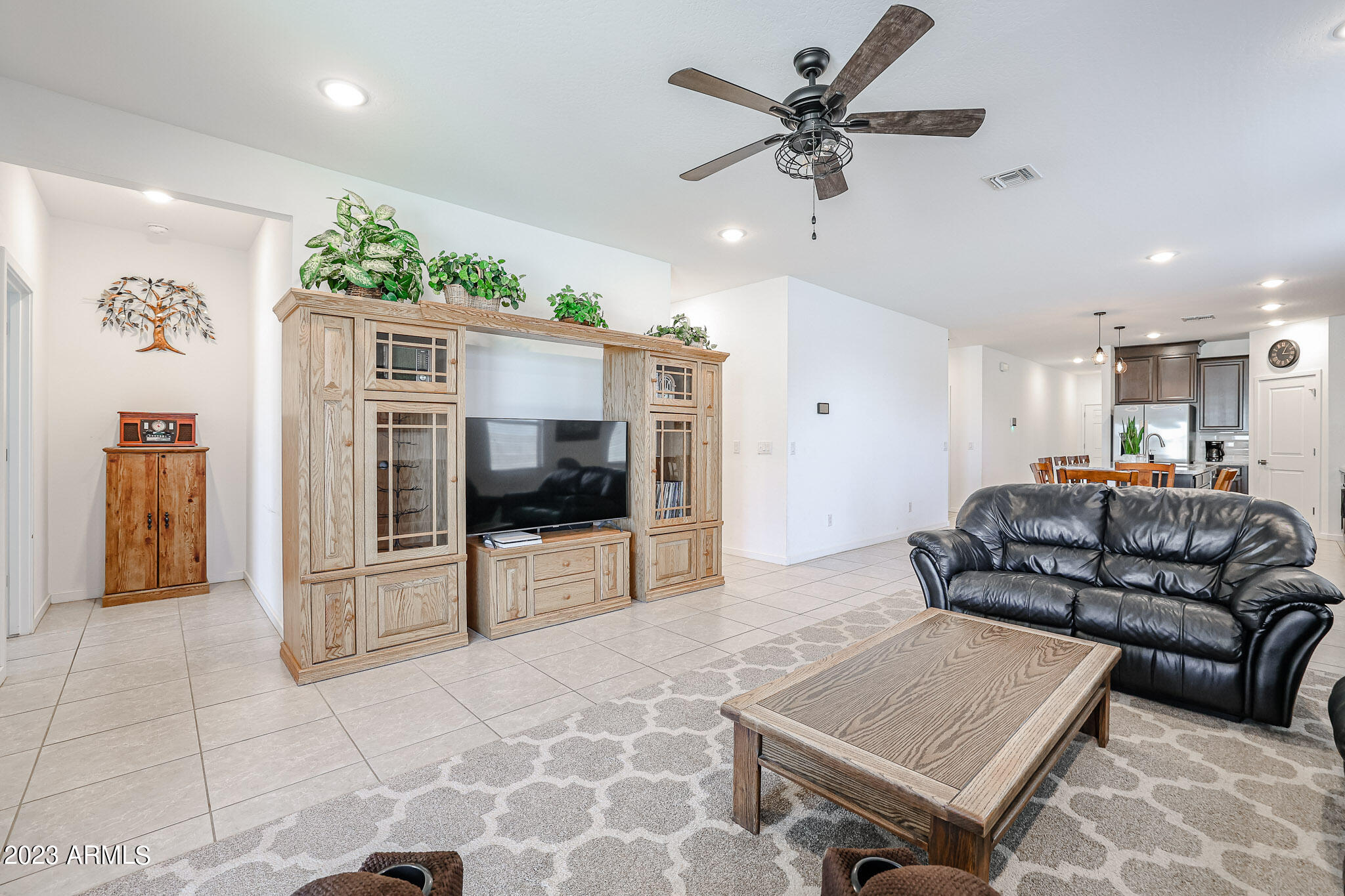 37207 North Azteca Road San Tan Valley, AZ 85140 - Photo 10 of 36 B (10)