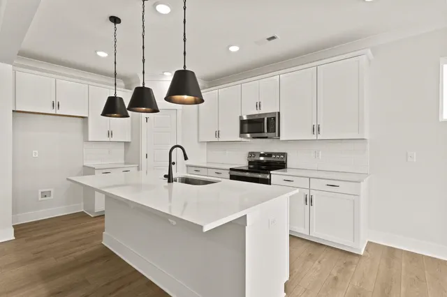 $450,000 | 1821 Betsy Ross Drive, Moore, SC 29369