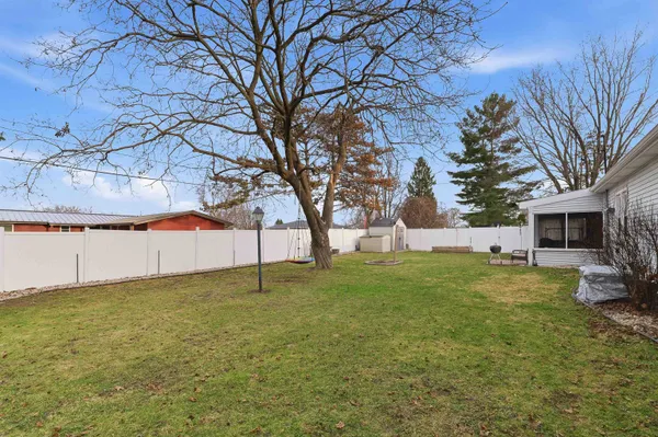 $323,000 | 206 North Depot Street, Fox Lake, WI 53933