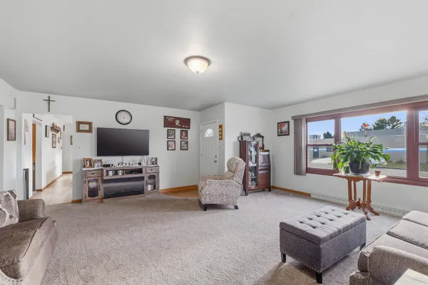 $323,000 | 206 North Depot Street, Fox Lake, WI 53933