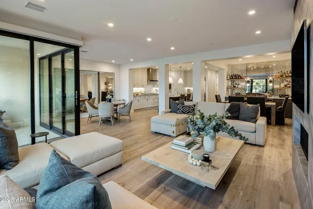 $2,695,000 | 6500 East Camelback Road, Unit 1010, Scottsdale, AZ 85251