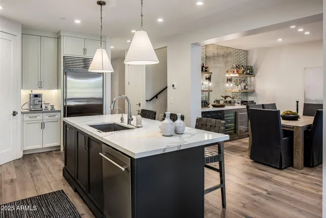 $2,695,000 | 6500 East Camelback Road, Unit 1010, Scottsdale, AZ 85251